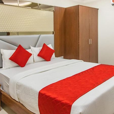 Hotel Hometown Near Us Embassy Bkc Bombaj Zewnętrze zdjęcie
